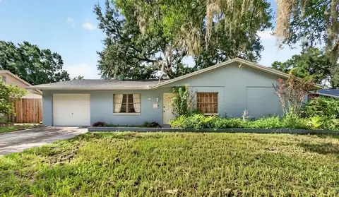 1917 CEDARBROOKE DR — home for sale