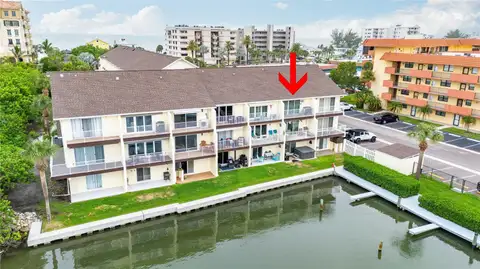 19651 GULF BLVD #B2 — home for sale