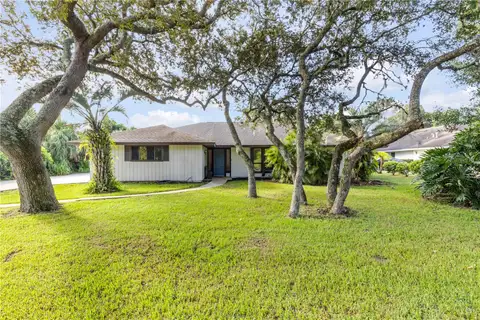 530 CLUB HOUSE BLVD — home for sale