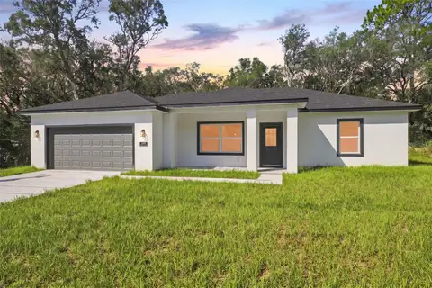 7930 N PITCAIRN WAY — home for sale
