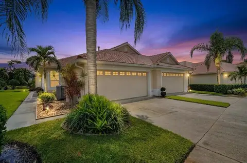 5037 WHISPERING OAKS DR — home for sale