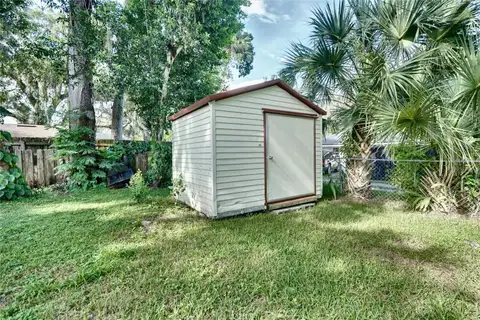 101 N ELLIOTT AVE — home for sale