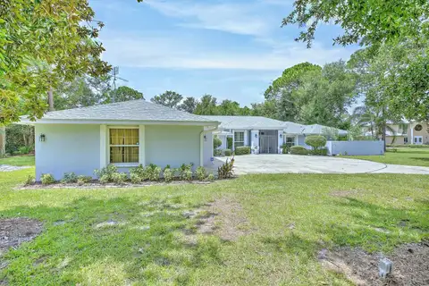 2307 FAIRWAY LN — home for sale