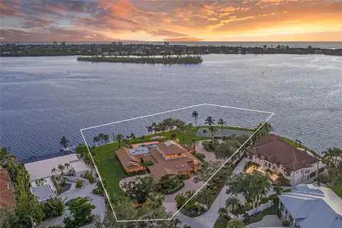 1136 N LAKE SHORE DR — home for sale