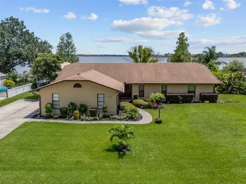 926 VAN DR — home for sale