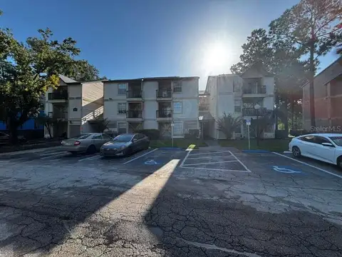 1940 LAKE ATRIUMS CIR #89 — home for sale