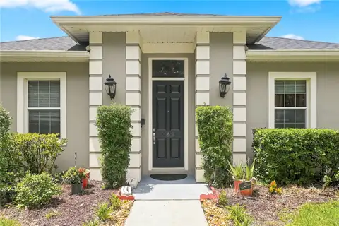 746 COUNTRY LN — home for sale