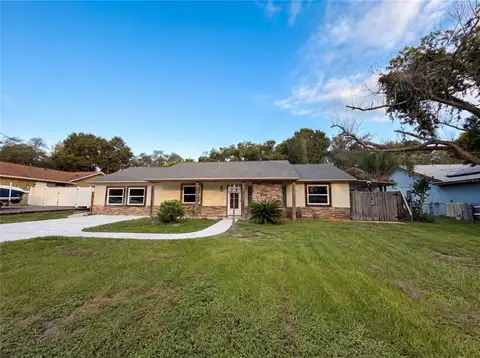 466 LELAND DR — home for sale
