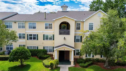 18525 BRIDLE CLUB DR #18525 — home for sale