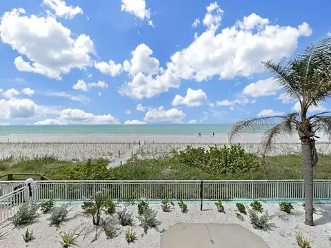 19440 GULF BLVD #104 — home for sale
