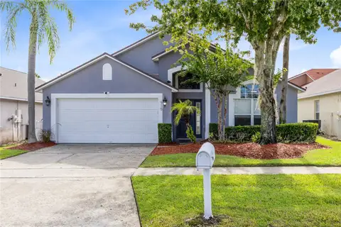 915 LAKE BERKLEY DR — home for sale