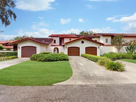 105 COVENTRY LN — home for sale