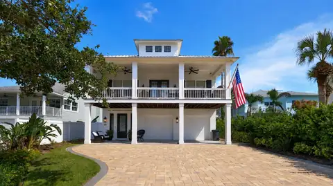 818 OCEAN AVE — home for sale