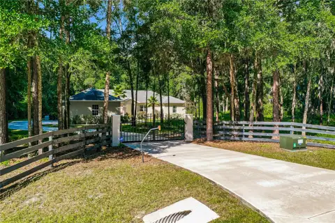 10620 NE 104TH CIR — home for sale