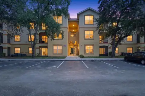 5608 PINNACLE HEIGHTS CIR #305 — home for sale