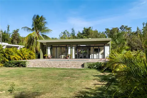 Camino las Picuas BO. ZARZAL — home for sale