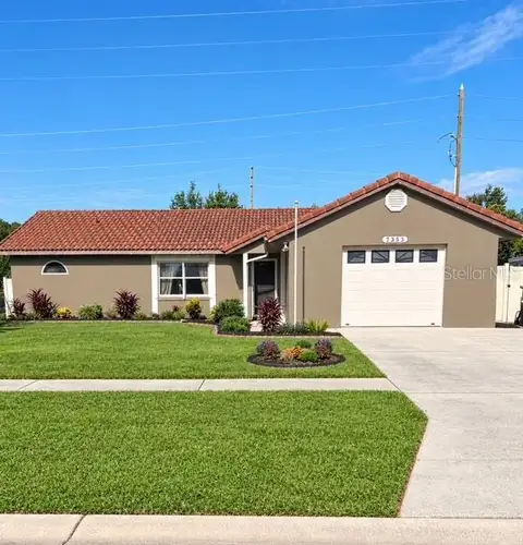 7353 APPLEGATE DR — home for sale