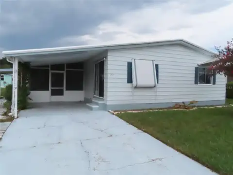 1709 FOX HILL DR — home for sale