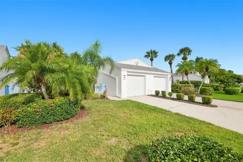 825 WATERSIDE LN — home for sale