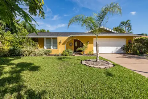 11555 PINE ST — home for sale