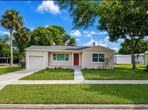 113 W DIVISION ST — home for sale