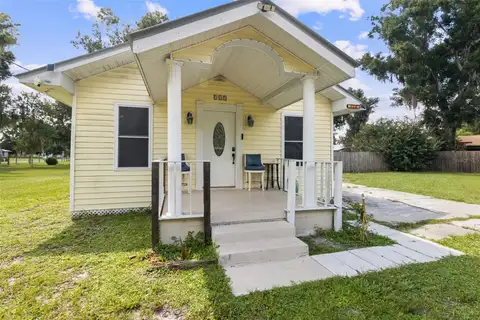 715 N JOHNSON AVE — home for sale