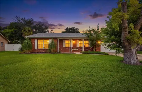 8403 S FLINTROCK CT — home for sale