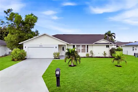 256 SE SANTA BARBARA PL — home for sale