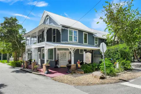 7306 EARLWOOD AVE — home for sale