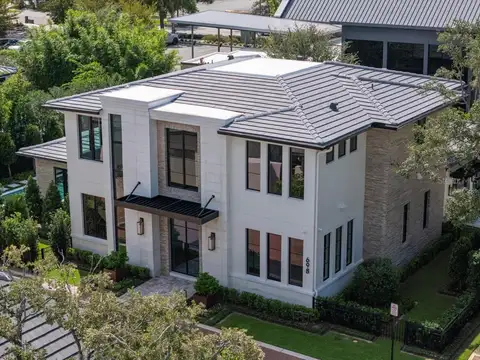 698 N NEW YORK AVE — home for sale