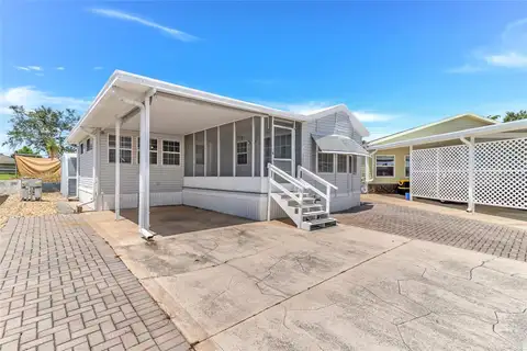 300 SKY CREST LOOP — home for sale