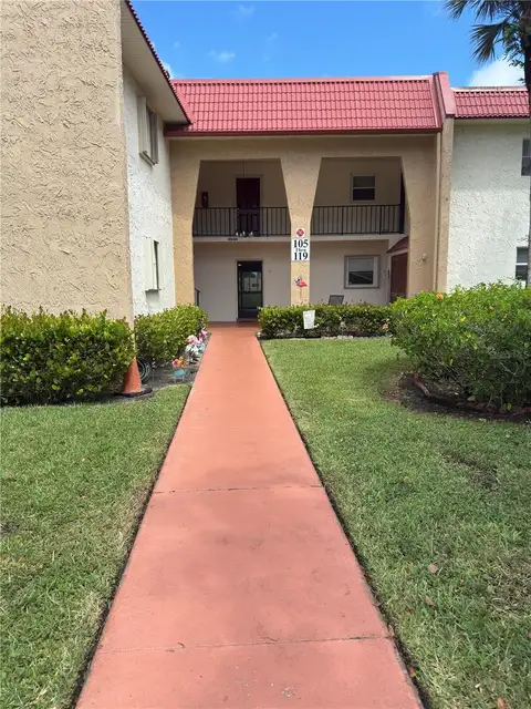 107 LAKE EVELYN DR #107 — home for sale