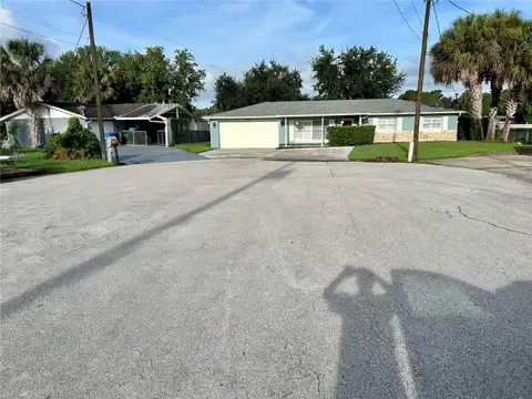 1638 PARADISE LN — home for sale