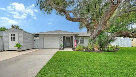 5338 FOXWOOD DR — home for sale