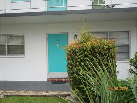 5945 21ST ST N #5 — home for sale