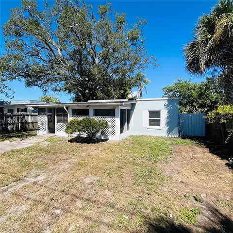 920 E SENECA AVE — home for sale
