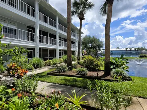 2210 VISTA DEL SOL CONDO #520 — home for sale
