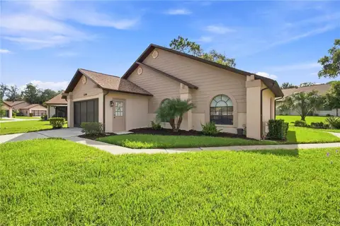 6706 OAK CLUSTER CIR — home for sale