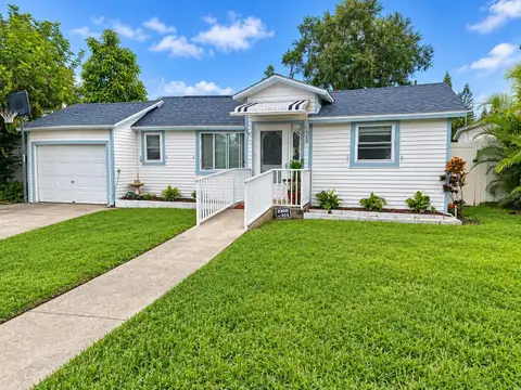 520 14TH AVE NW — home for sale