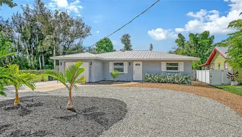 4090 GROVELAND AVE — home for sale