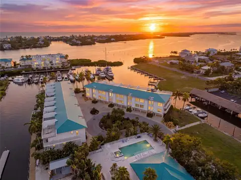 8284 HARBORSIDE CIR — home for sale