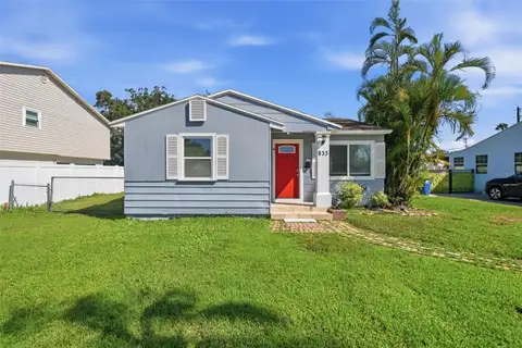 833 61ST AVE NE — home for sale