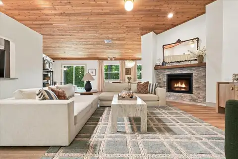 1515 MIDNIGHT PASS WAY — home for sale