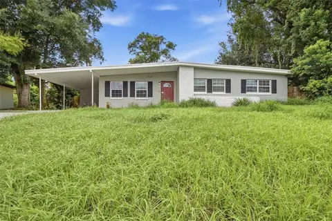 6138 OAKCREST CIR — home for sale
