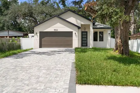 8522 N ASHLEY ST — home for sale
