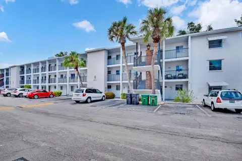 5853 PALM LN #B7 — home for sale
