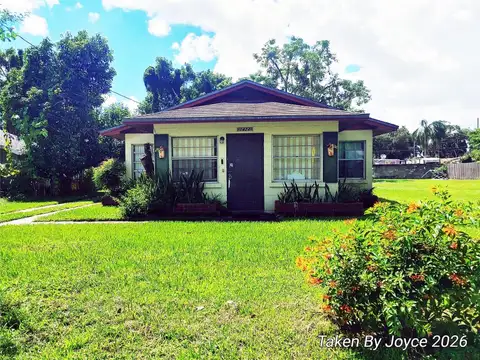 1424 W KALEY AVE — home for sale