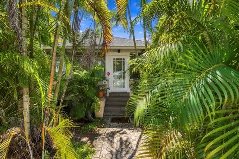406 10TH AVE NE — home for sale