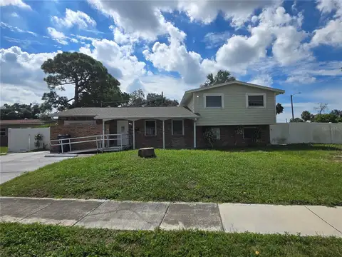 7710 W HANNA AVE — home for sale