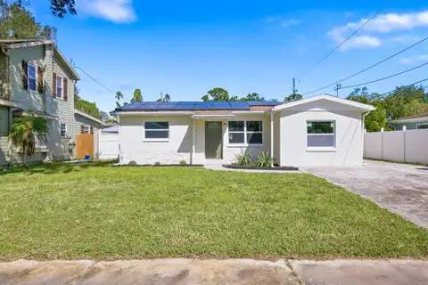 8143 OVERLOOK PL NE — home for sale
